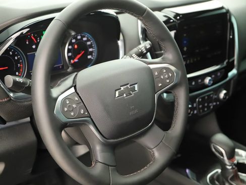 Used 2023 Chevrolet Traverse RS w/ LPO, Roadside Safety Package AWD/4WD image 16