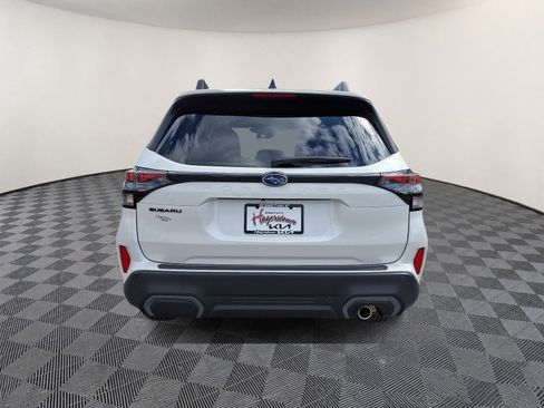 Used 2025 Subaru Forester Limited AWD/4WD image 5