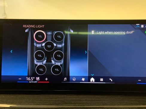 Used 2024 BMW X7 xDrive40i w/ Executive Package image 43