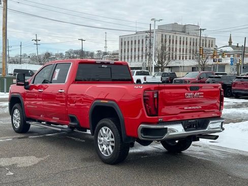 Used 2024 GMC Sierra 3500 SLT w/ SLT Premium Package image 3