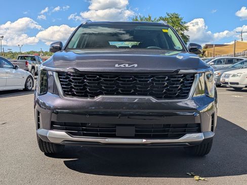 New 2026 Kia Sorento S w/ S Panoramic Sunroof Package image 2