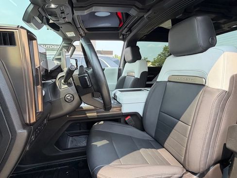 Used 2024 GMC Hummer EV 3X AWD/4WD image 16