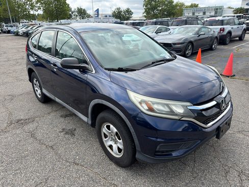 Used 2015 Honda CR-V LX image 3