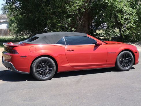 Used 2014 Chevrolet Camaro LT RWD image 4