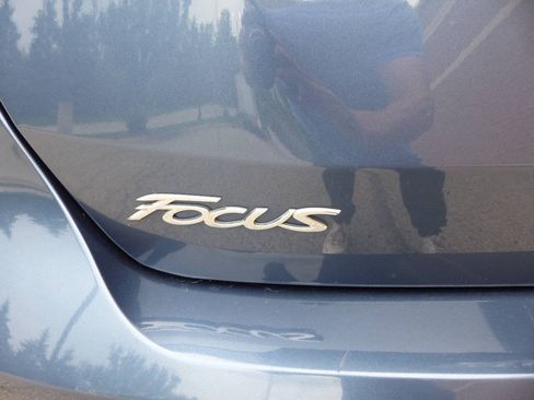 Used 2018 Ford Focus ST w/ Equipment Group 402A FWD image 10