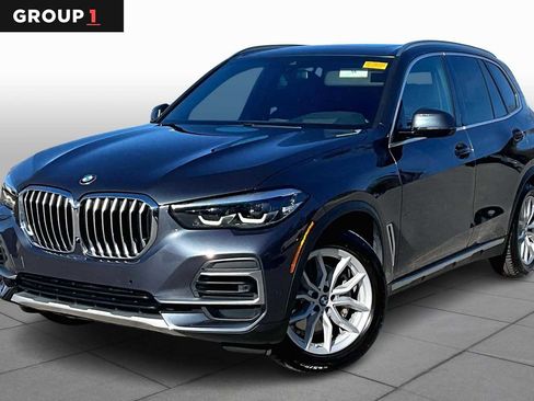 Used 2022 BMW X5 sDrive40i w/ Luxury Seating Package image 1