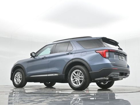 New 2025 Ford Explorer Active w/ Active Comfort Package image 34
