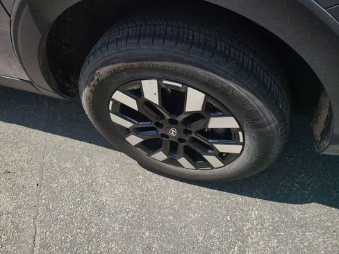 Used 2025 Hyundai Santa Cruz SEL image 6