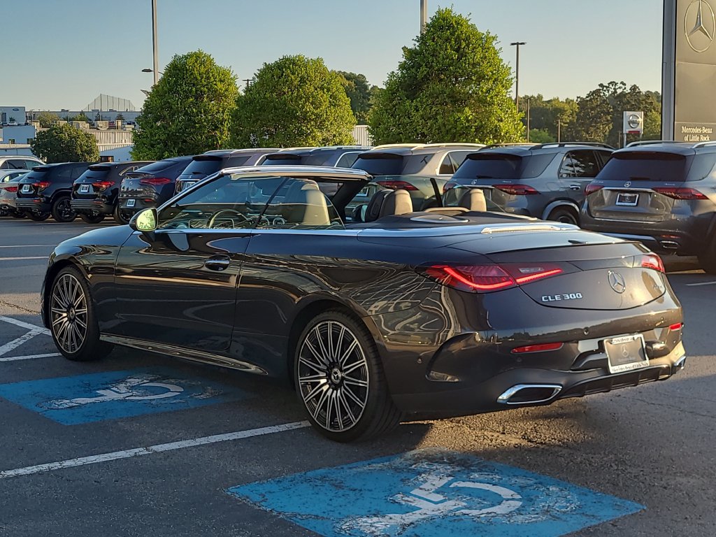 Used 2025 Mercedes-Benz CLE 300 4MATIC Cabriolet w/ Night Package image 5