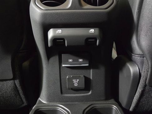 New 2026 Jeep Gladiator Rubicon w/ Safety Group AWD/4WD image 27