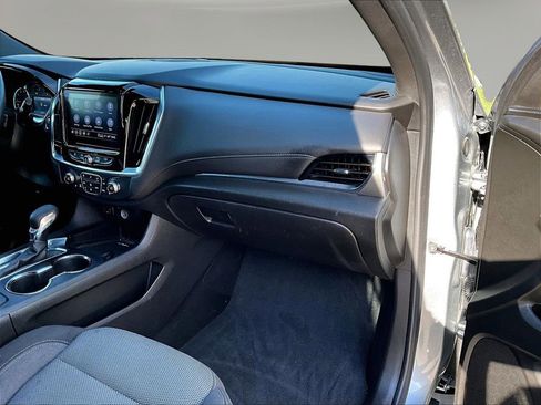 Used 2023 Chevrolet Traverse LT AWD/4WD image 26
