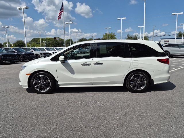 Used 2023 Honda Odyssey Elite image 6