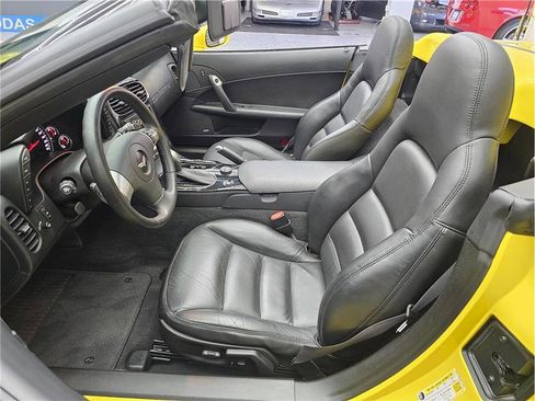 Used 2008 Chevrolet Corvette Convertible w/ Preferred Equipment Group image 12