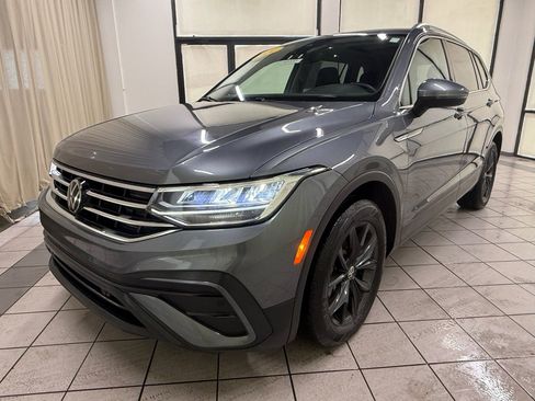 Used 2024 Volkswagen Tiguan SE image 10