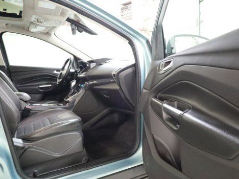 Used 2013 Ford Escape Titanium w/ Parking Technology Pkg image 10