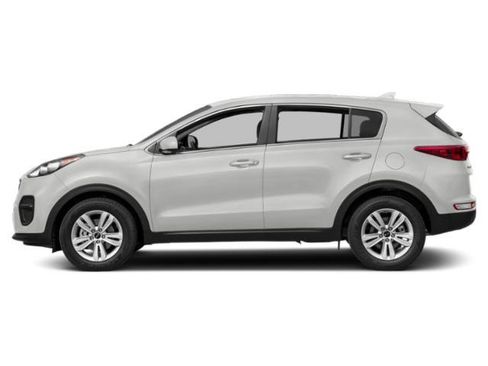 Used 2018 Kia Sportage LX FWD image 3