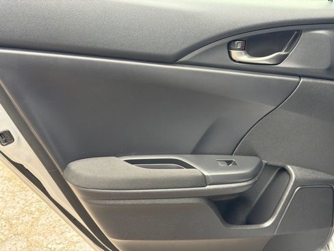 Used 2019 Honda Civic Sport image 24