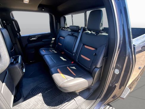 Used 2024 GMC Sierra 2500 AT4 w/ AT4 Premium Plus Package AWD/4WD image 21