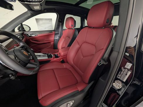 New 2026 Porsche Macan GTS AWD/4WD image 7