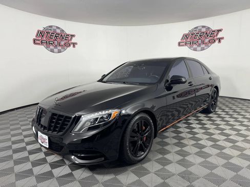 Used 2017 Mercedes-Benz S 550 4MATIC Sedan image 3