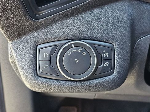 Used 2019 Ford Escape SEL image 26