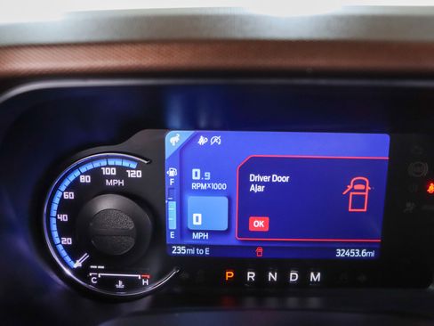 Used 2022 Ford Bronco Outer Banks image 16