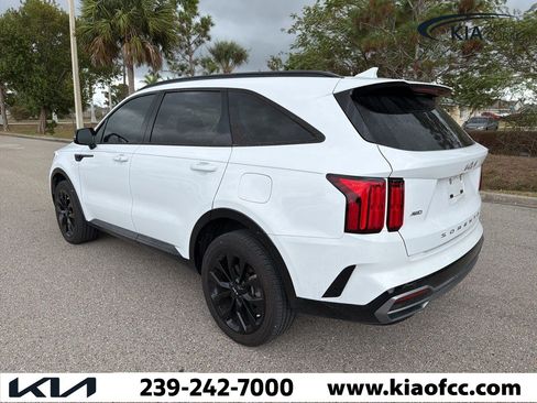 Used 2022 Kia Sorento SX image 6