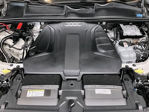 Certified 2023 Audi Q7 Premium Plus w/ Premium Plus Package image 30