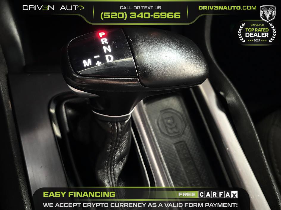 Used 2017 Dodge Charger SE w/ Blacktop Package RWD image 13
