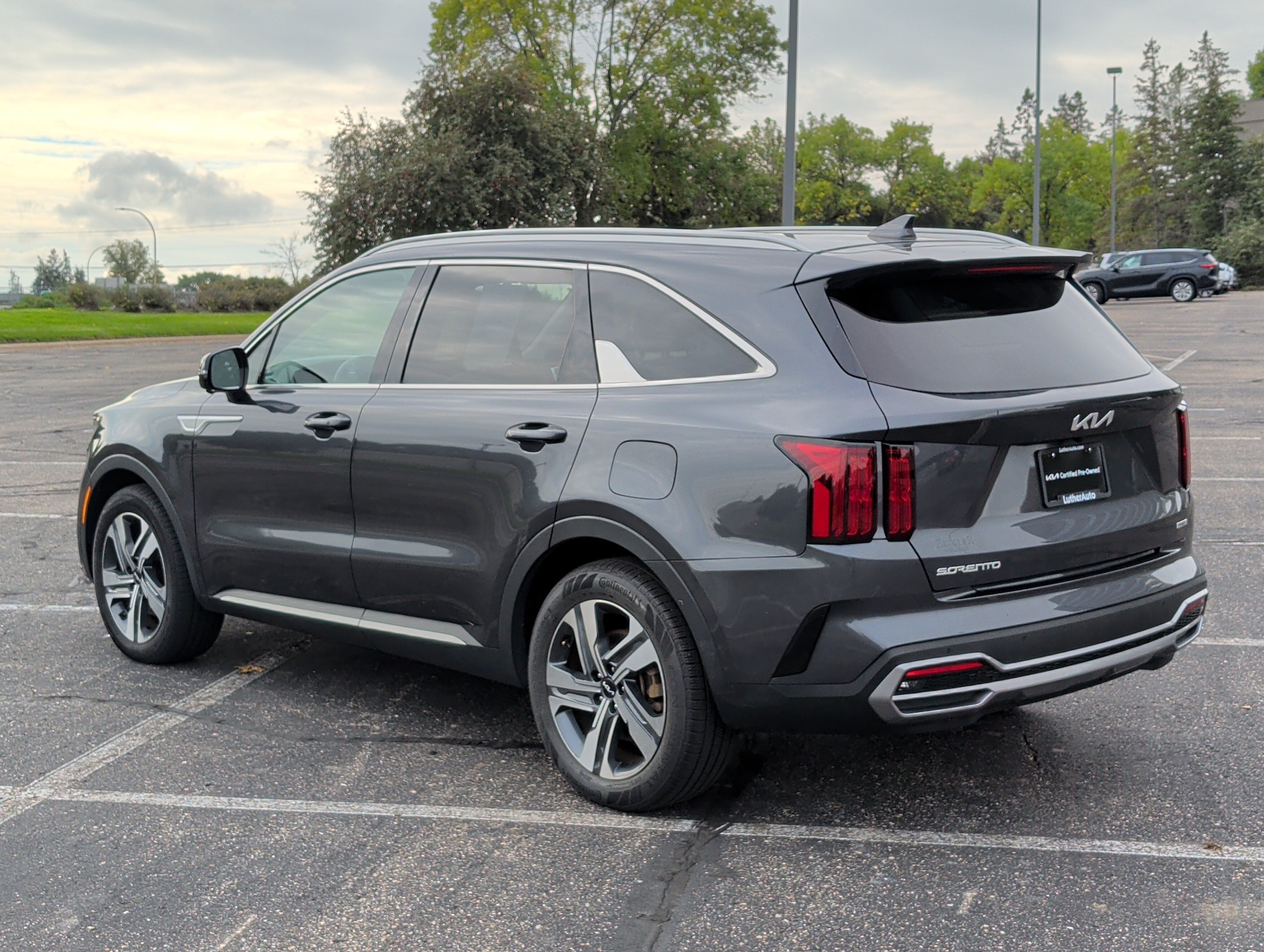 Certified 2023 Kia Sorento SX Prestige AWD/4WD image 3