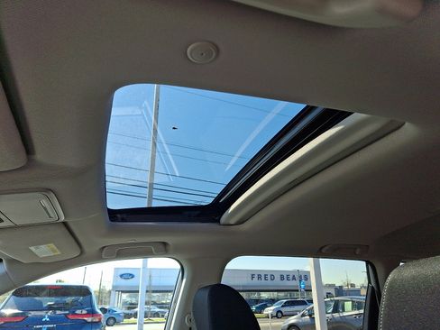 Used 2024 Honda CR-V EX image 17