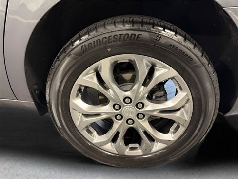 Used 2020 Buick Enclave Avenir w/ Avenir Technology Package image 40