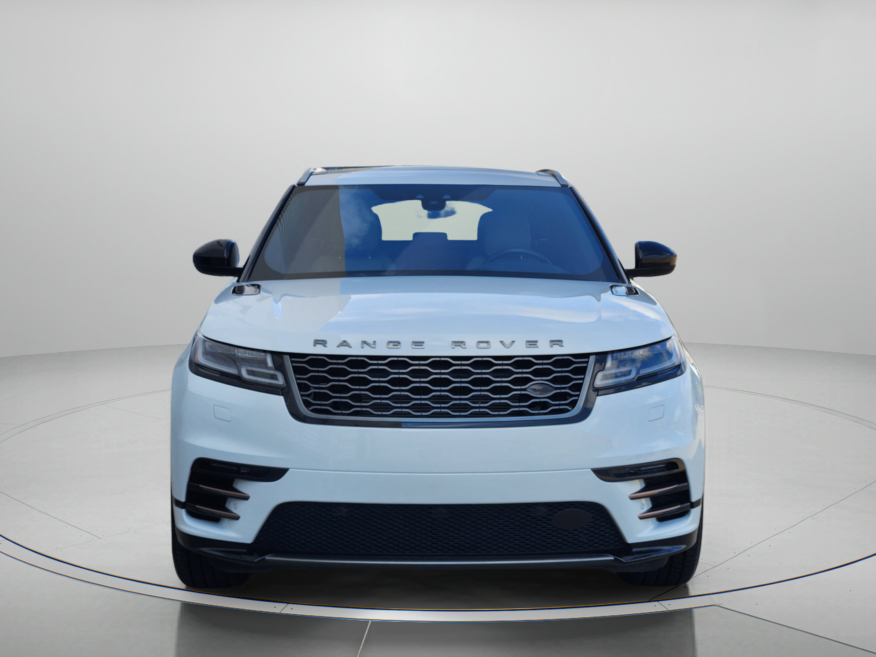 Used 2019 Land Rover Range Rover Velar R-Dynamic SE AWD/4WD image 6