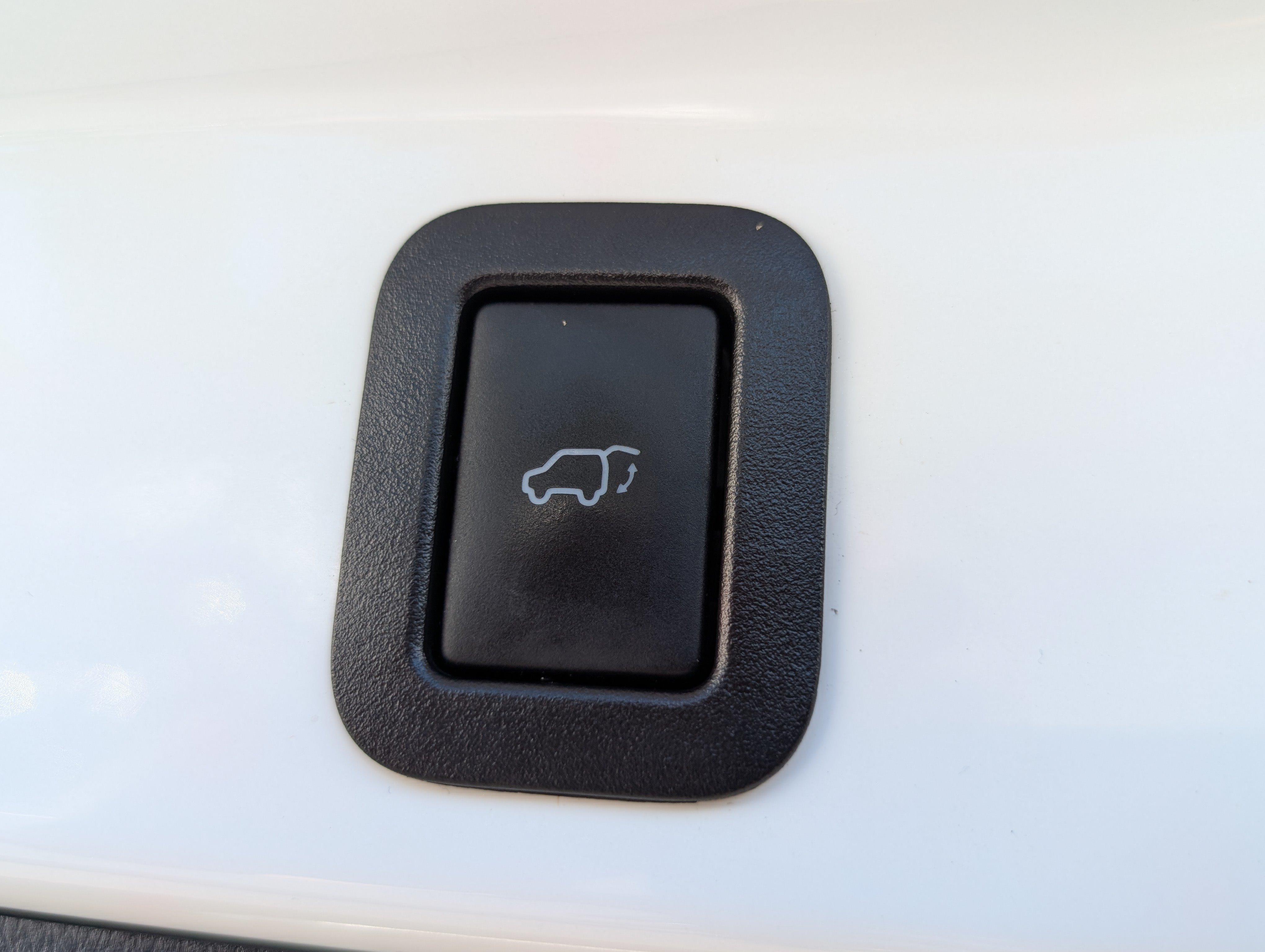 Used 2017 Toyota Highlander Limited Platinum w/ Carpet Mat Package AWD/4WD image 15