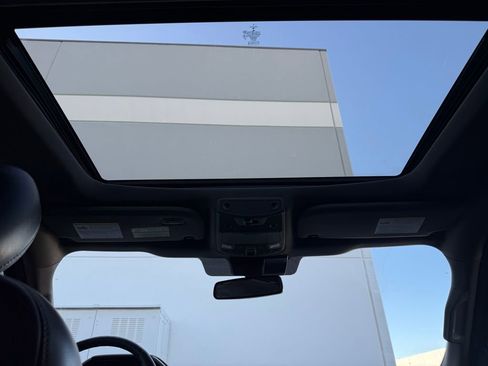 Used 2018 Ford F150 Lariat w/ Equipment Group 502A Luxury image 25