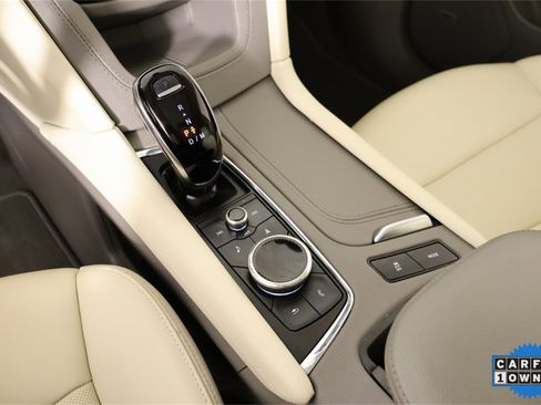 Used 2023 Cadillac XT6 Premium Luxury w/ Technology Package image 9