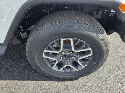 New 2026 Jeep Wrangler Sahara AWD/4WD image 14