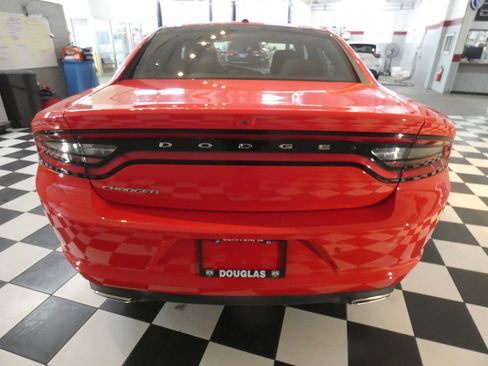 Used 2022 Dodge Charger SXT image 5