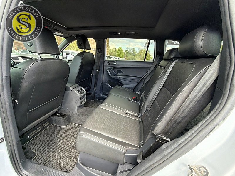 Used 2019 Volkswagen Tiguan SEL R-Line AWD/4WD image 13