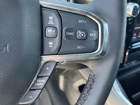Used 2025 RAM 1500 Laramie w/ Sport Appearance Package AWD/4WD image 14