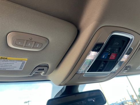 Used 2021 RAM 3500 Laramie image 33