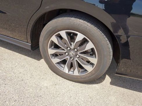 Used 2024 Honda Odyssey EX-L image 10