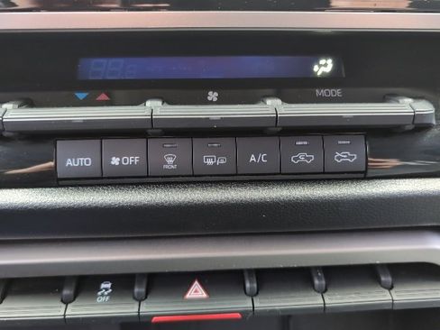 Used 2022 Toyota Tundra SR5 image 17