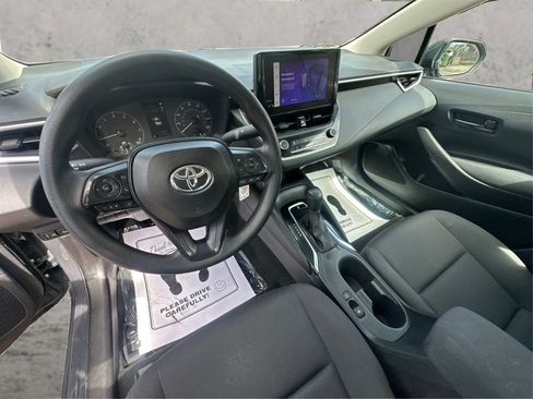Used 2024 Toyota Corolla LE FWD image 31