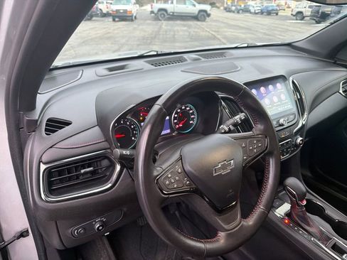 Used 2022 Chevrolet Equinox RS w/ RS Leather Package image 15