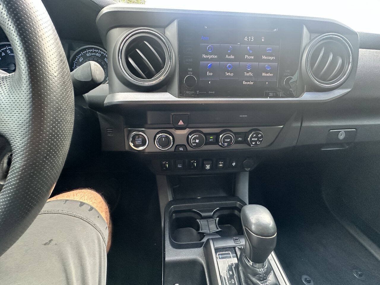 Used 2019 Toyota Tacoma TRD Off-Road AWD/4WD image 17