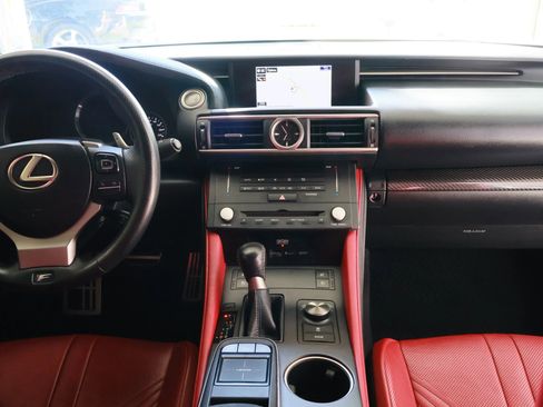 Used 2017 Lexus RC F image 36