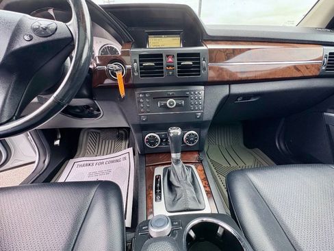 Used 2010 Mercedes-Benz GLK 350 4MATIC image 14
