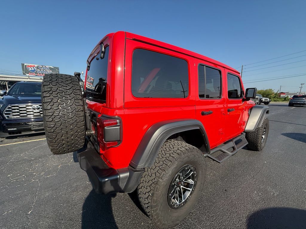 Used 2025 Jeep Wrangler Unlimited Rubicon w/ XTREMEE 35" Tire Package AWD/4WD image 3