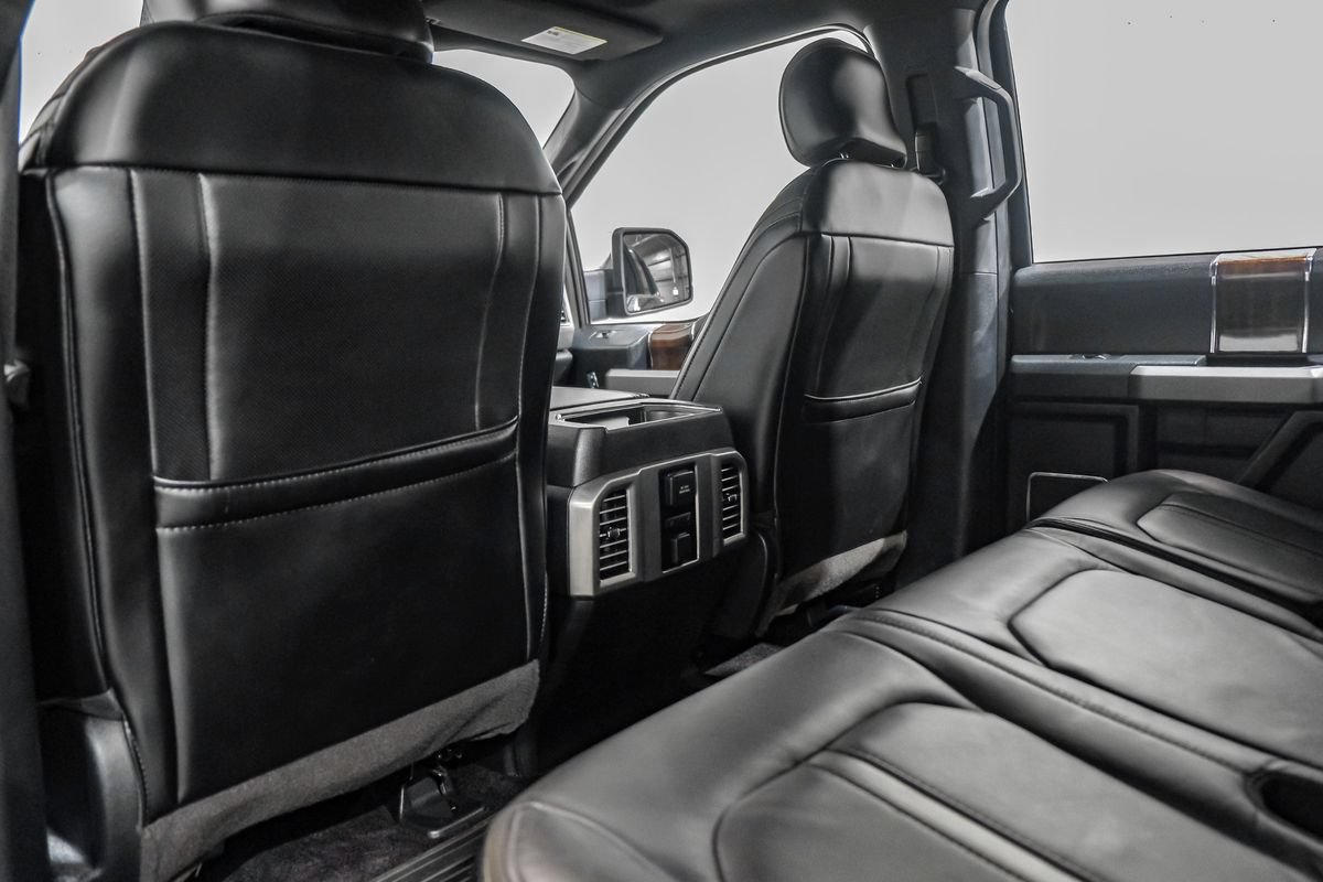 Used 2016 Ford F150 Platinum w/ Equipment Group 701A Luxury AWD/4WD image 38